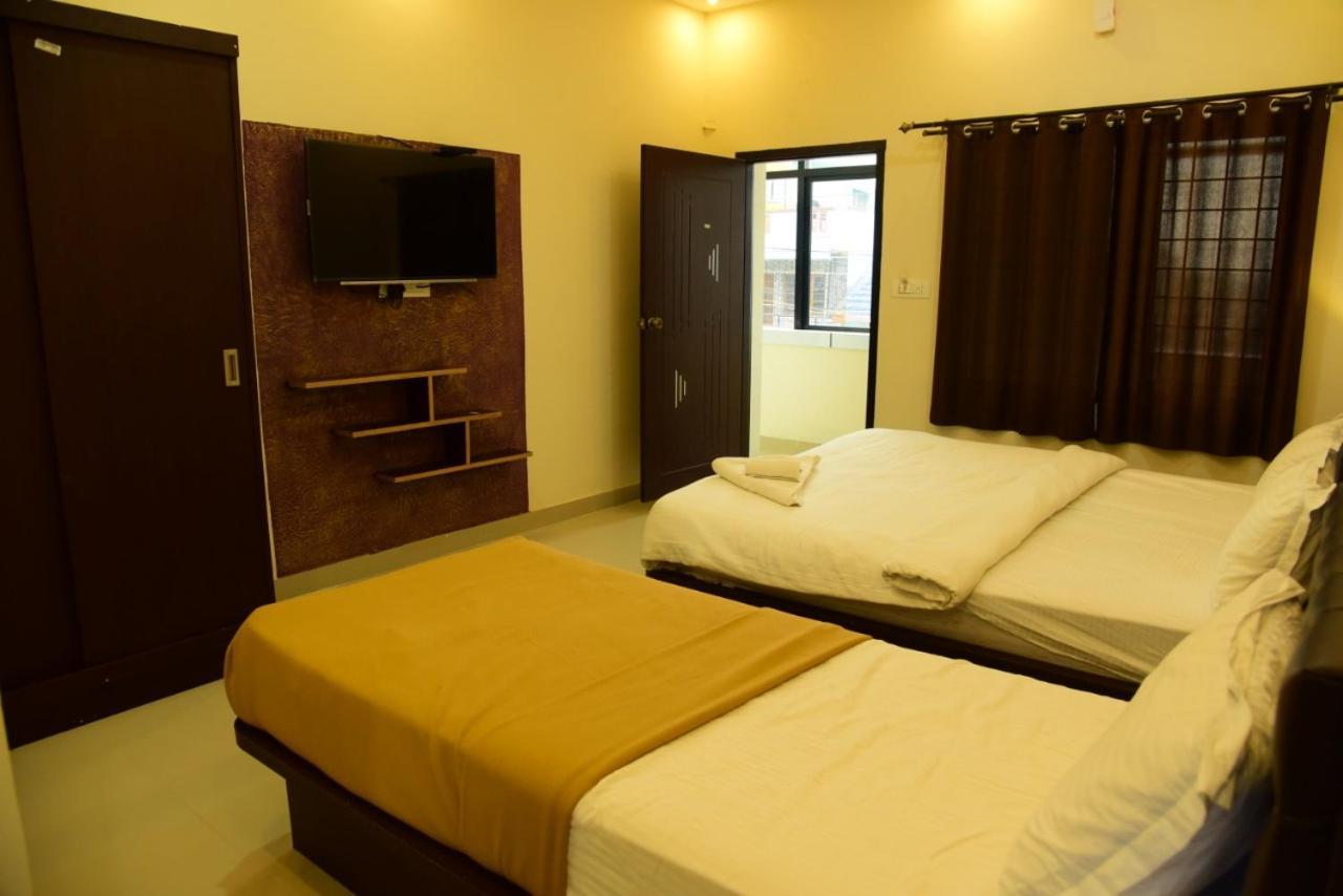 Hotel M G Residency Chikmagalūr Exteriér fotografie